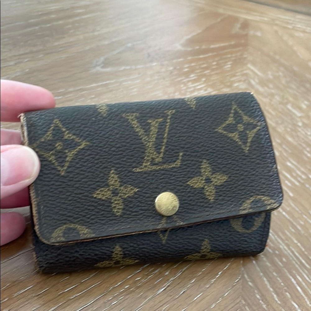 Louis Vuitton Monogram Key Wallet - Fair Condition/Project Piece
